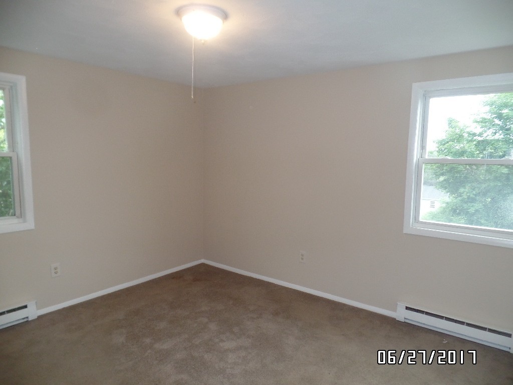 10 Bay Path Road Spencer, MA 01562 - Photo 12 of 15 Gallery Image 12