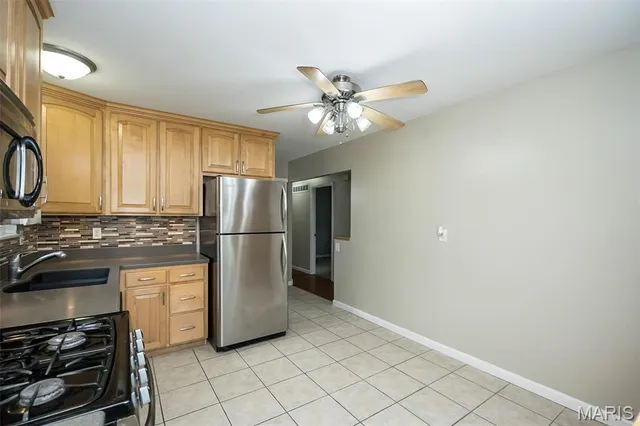 $1,950 | 4 Countryside Drive, St. Peters, MO 63376