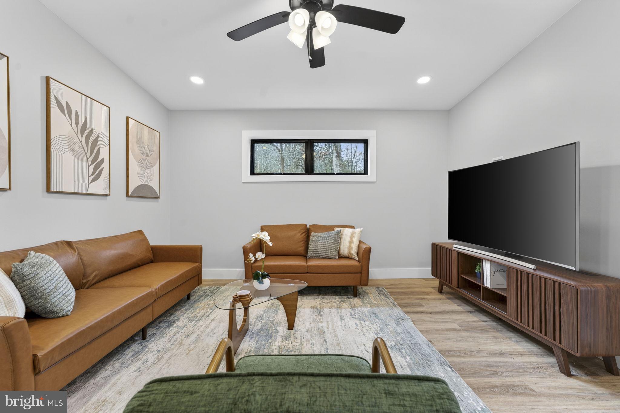 1956 Dove Hollow Road Mathias, WV 26812 - Photo 12 of 113 Living room