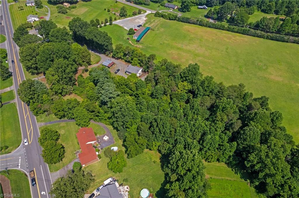 5755 Reynolda Road Winston-Salem, NC 27106 - Photo 11 of 32