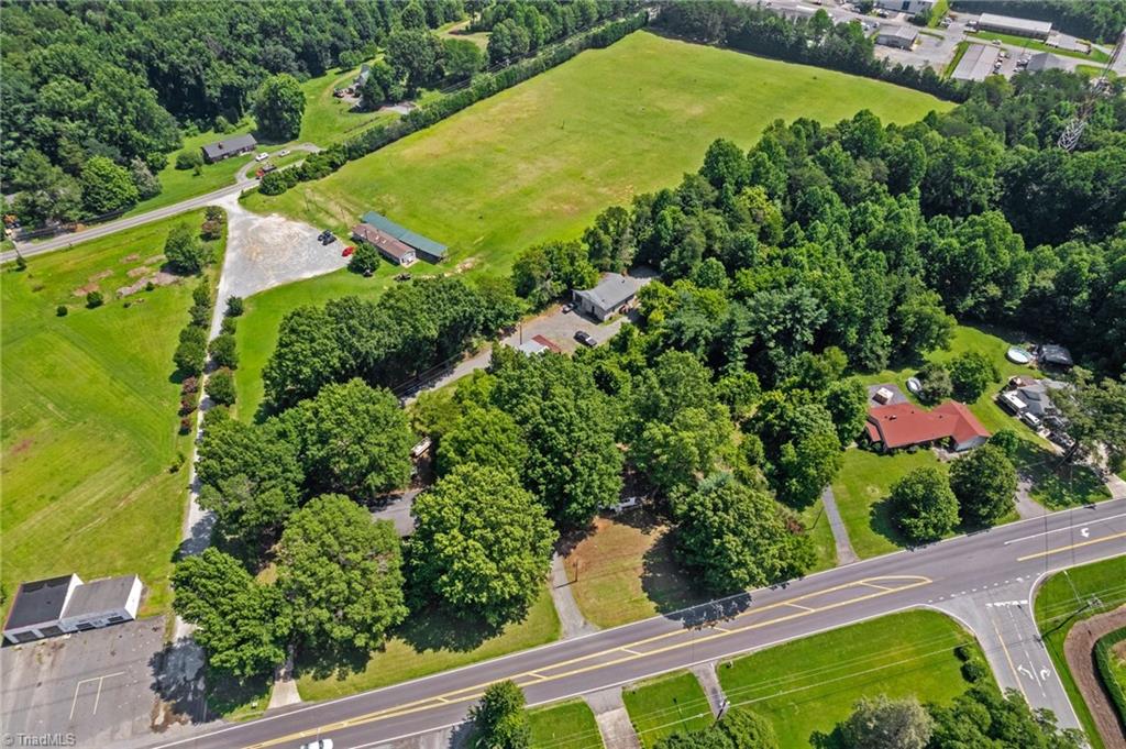 5755 Reynolda Road Winston-Salem, NC 27106 - Photo 12 of 32
