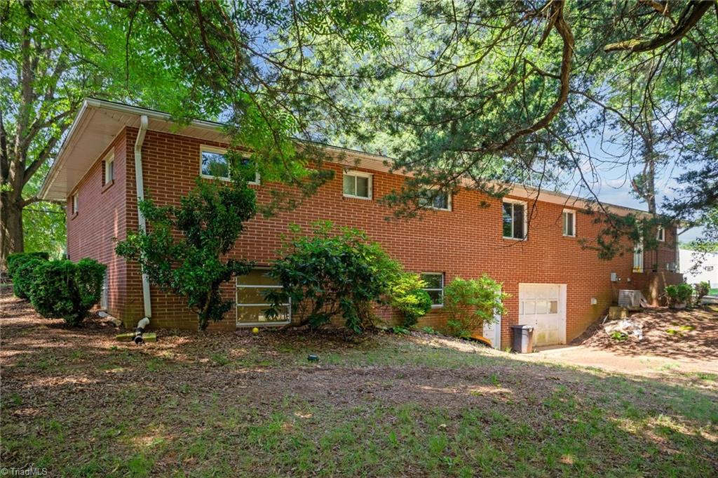 5755 Reynolda Road Winston-Salem, NC 27106 - Photo 25 of 32