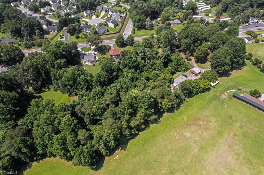 5755 Reynolda Road Winston-Salem, NC 27106 - Photo 10 of 32