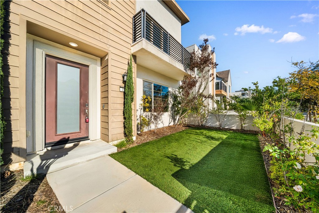 157 Scale Irvine, CA 92618 - Photo 4 of 69