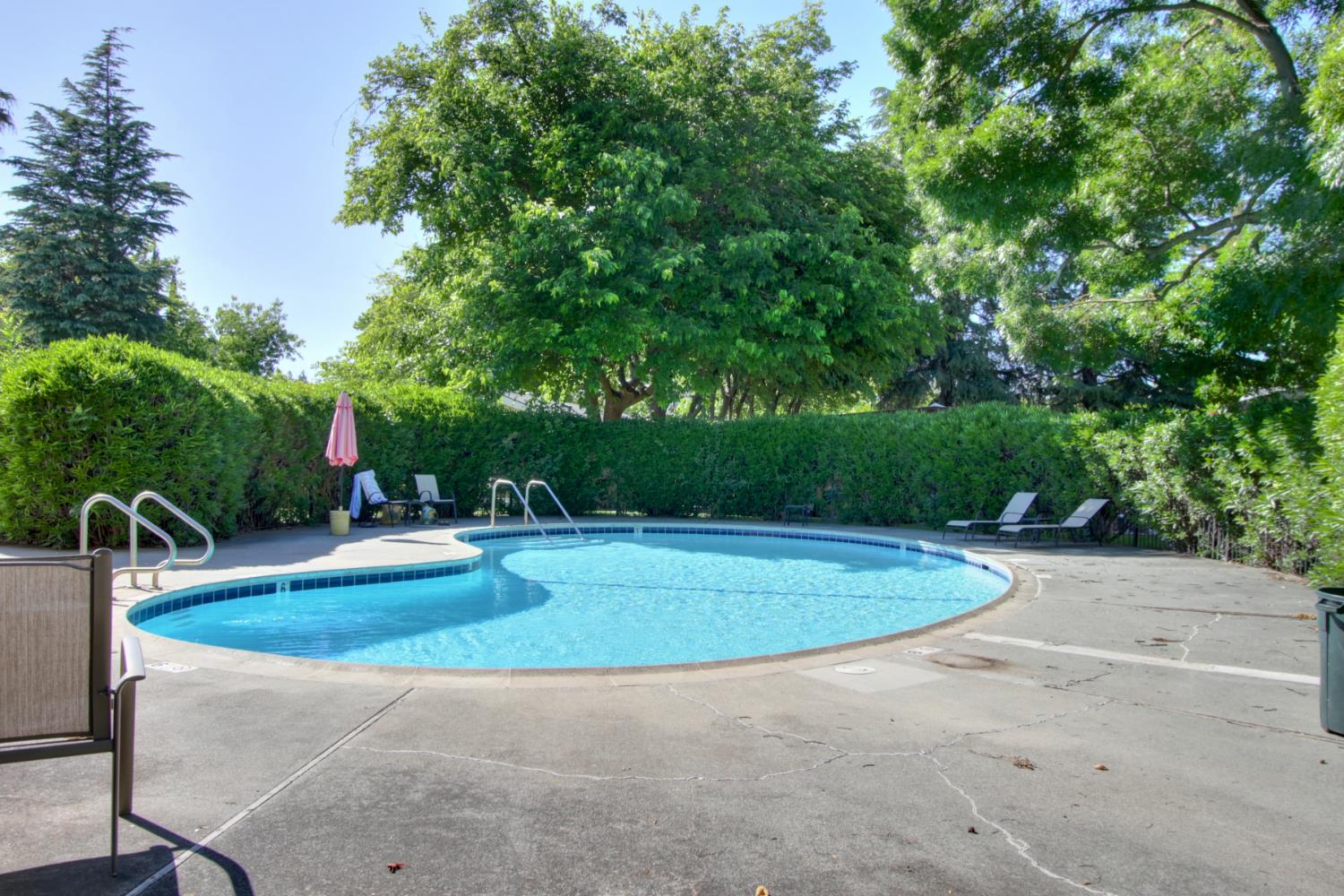 140 Inner Circle Davis, CA 95618 - Photo 8 of 40 Clubhouse Pool