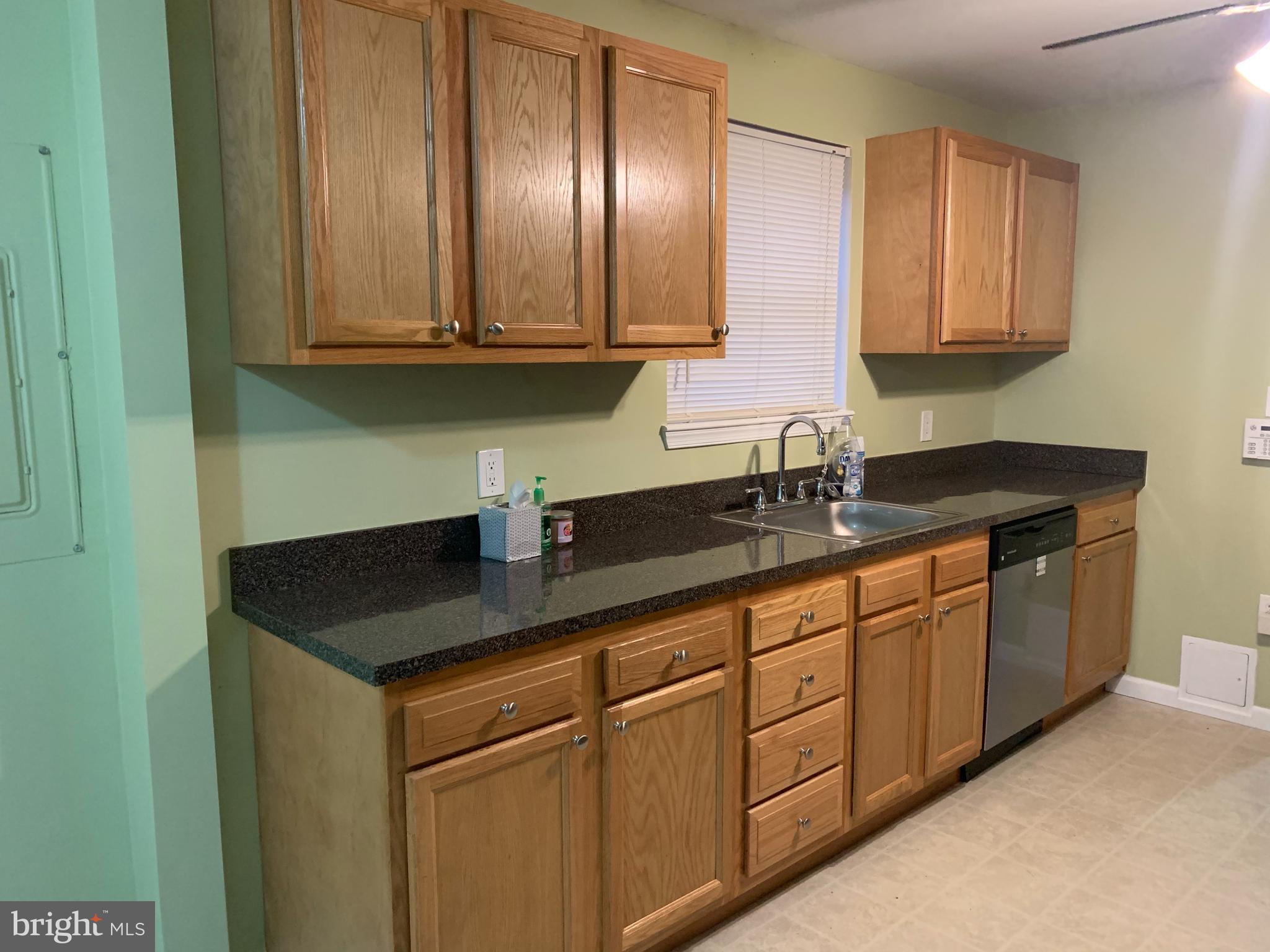 11 Terrace Road Baltimore, MD 21221 - Photo 14 of 28 Kitchen