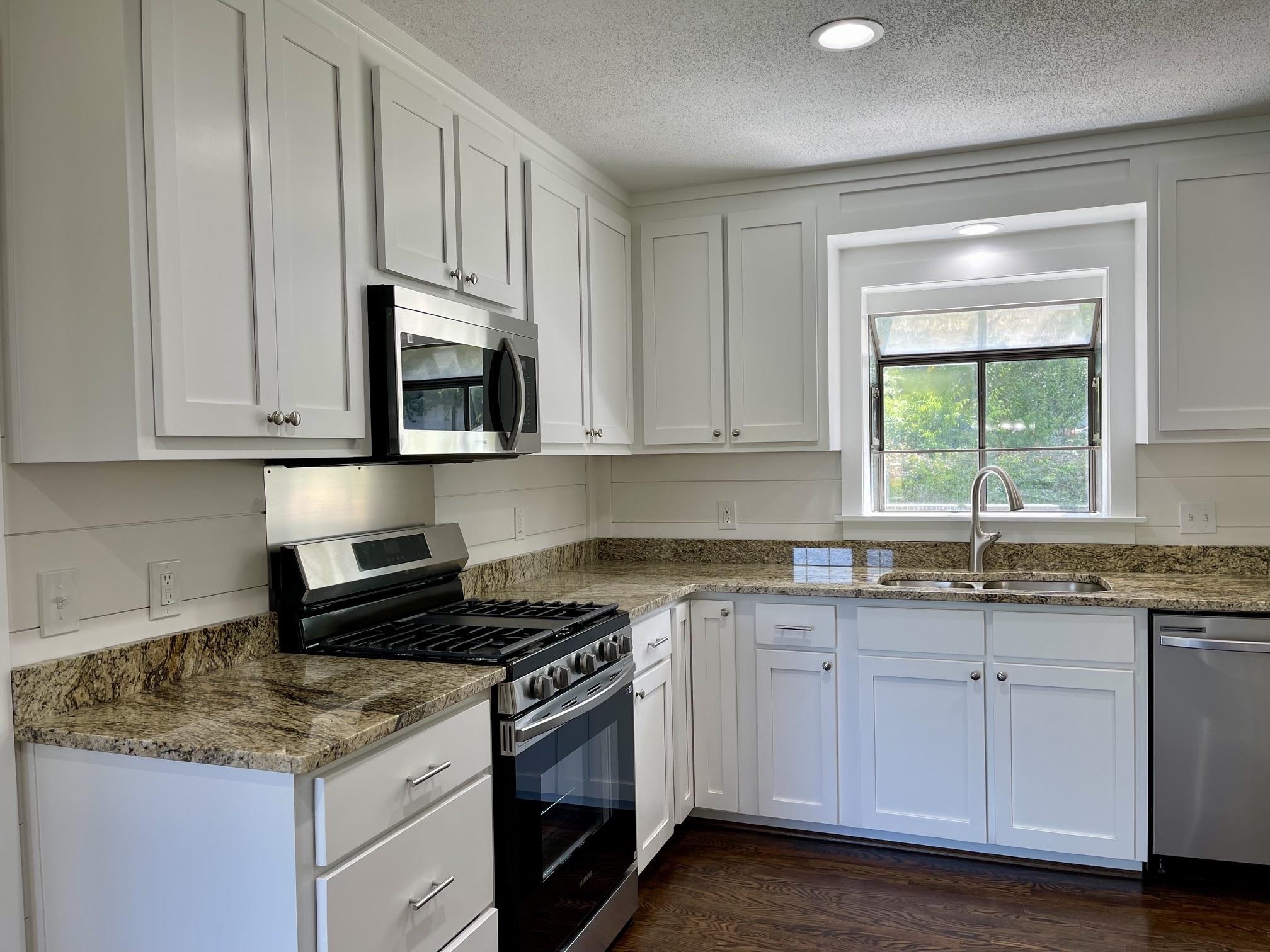 537 Barnwell Road Spartanburg, SC 29303 - Photo 6 of 27