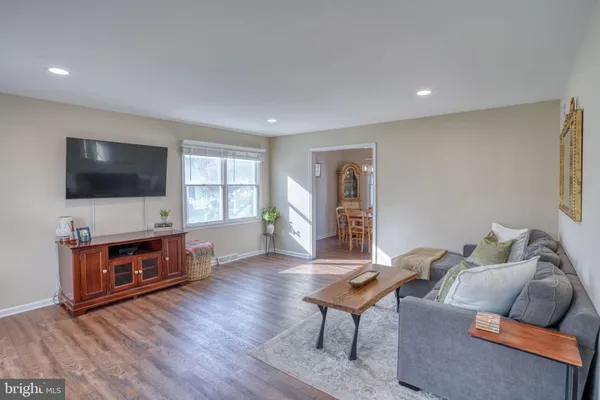 $384,900 | 45 North Fairfield Drive, Dover, DE 19901