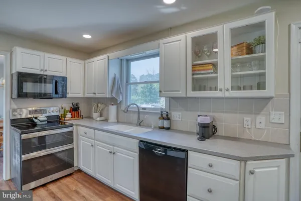 $384,900 | 45 North Fairfield Drive, Dover, DE 19901