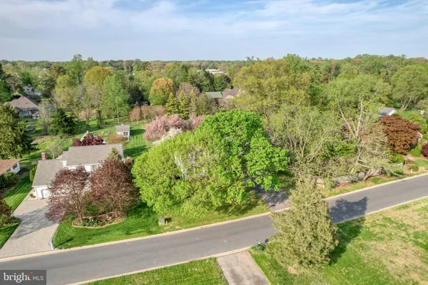 $384,900 | 45 North Fairfield Drive, Dover, DE 19901