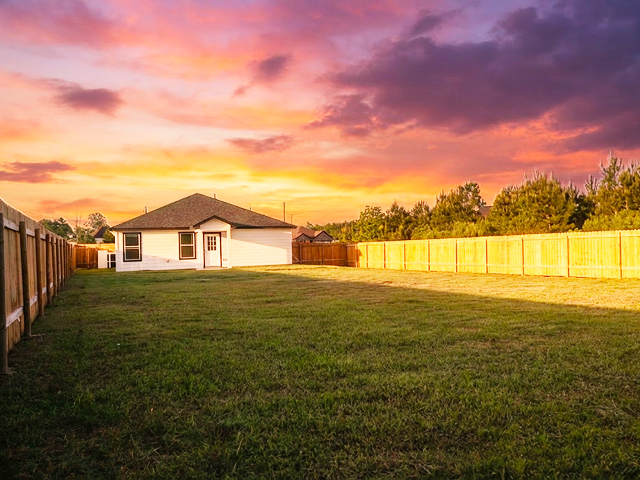 37 Road 5102, Unit L Cleveland, TX 77327 - Photo 22 of 29 a view of an ocean from a yard