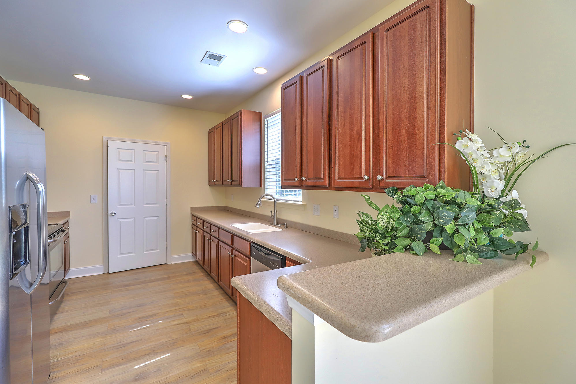 222 Westbrooke Road Summerville, SC 29486 - Photo 12 of 32 IMG_7595_6_7