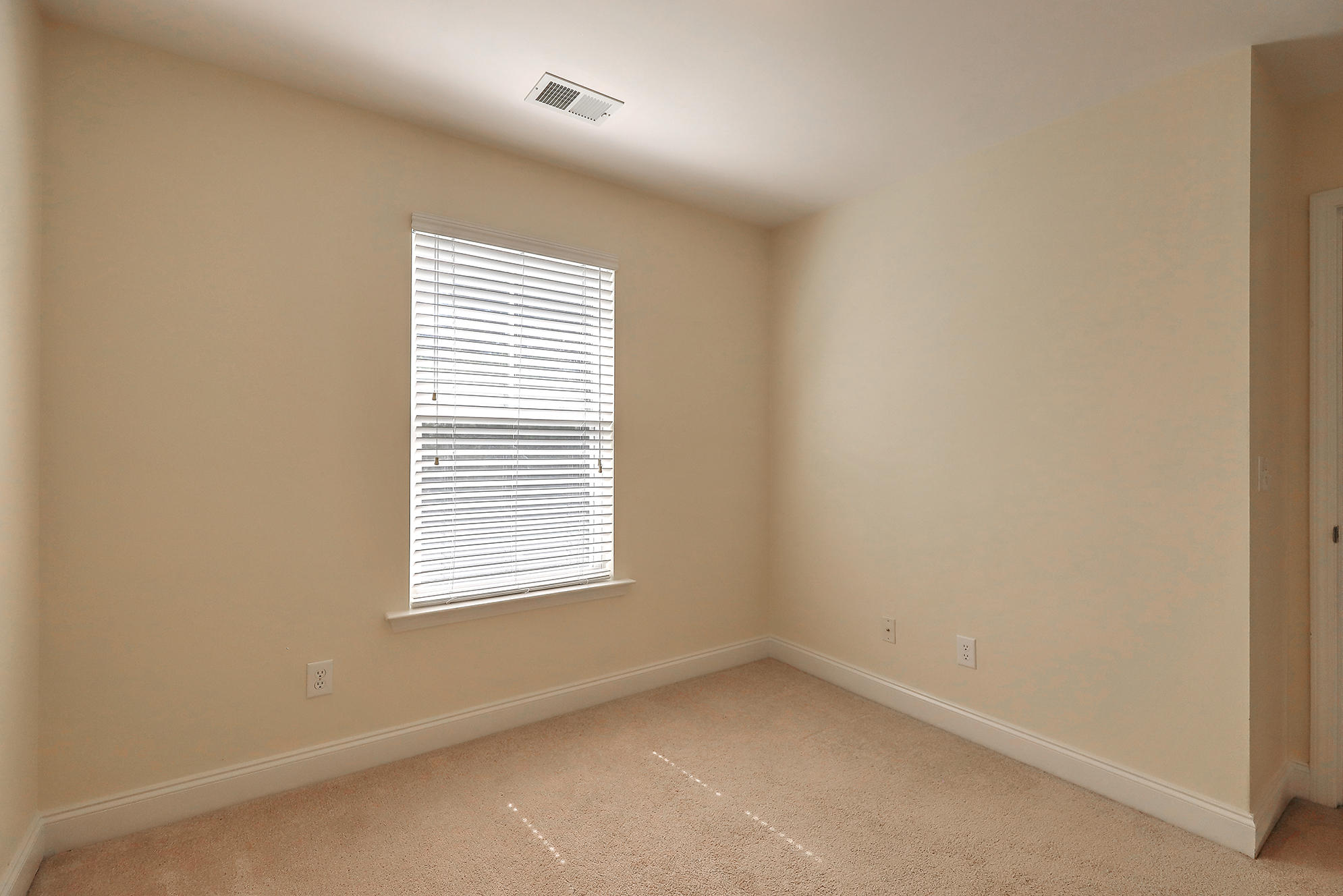 222 Westbrooke Road Summerville, SC 29486 - Photo 17 of 32 IMG_7613_4_5
