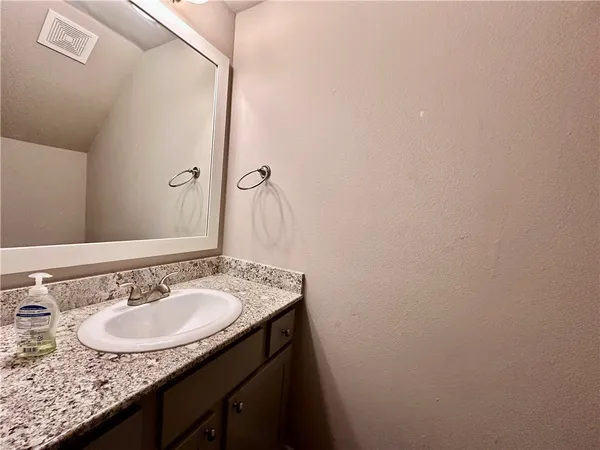 $2,400 | 3530 Summerway Drive, College Station, TX 77845