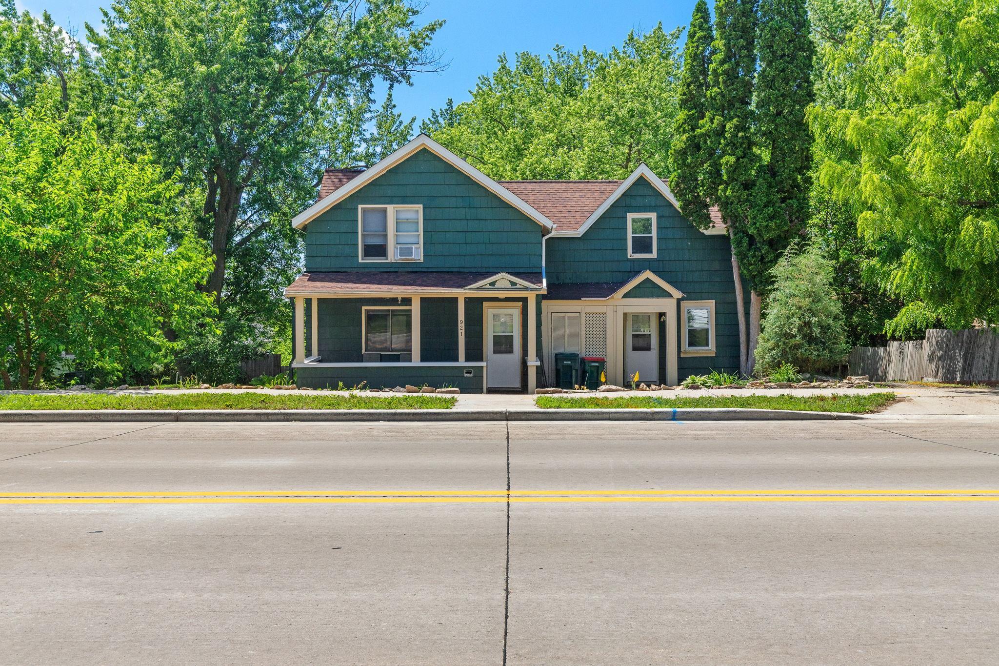 921 2nd Street Hudson, WI 54016 - Photo 4 of 26