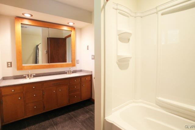 4215 Jacksonville Road Bethlehem, PA 18017 - Photo 18 of 22 Gallery Image 18
