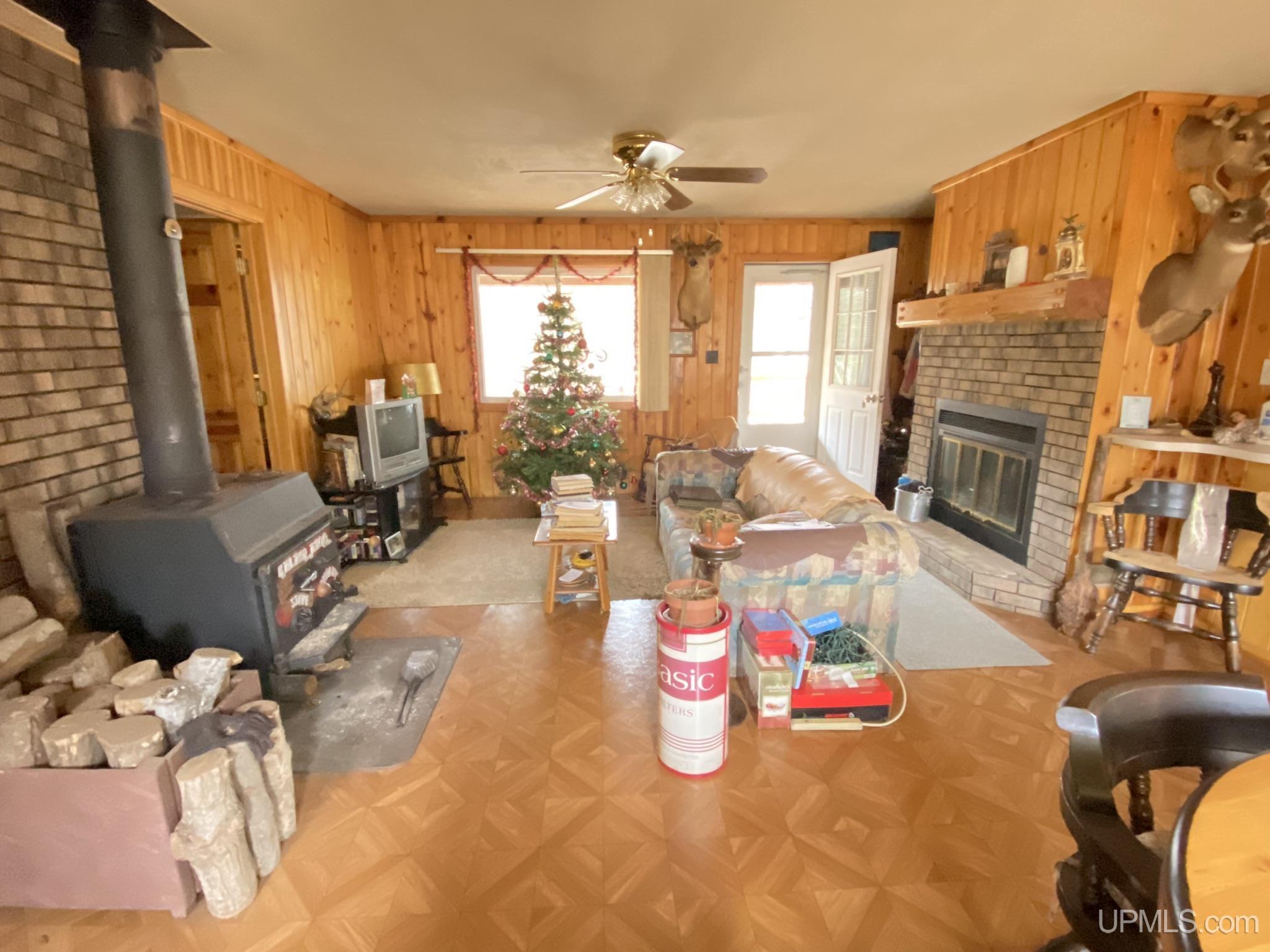 5105 Ll Road Garden, MI 49835 - Photo 8 of 12