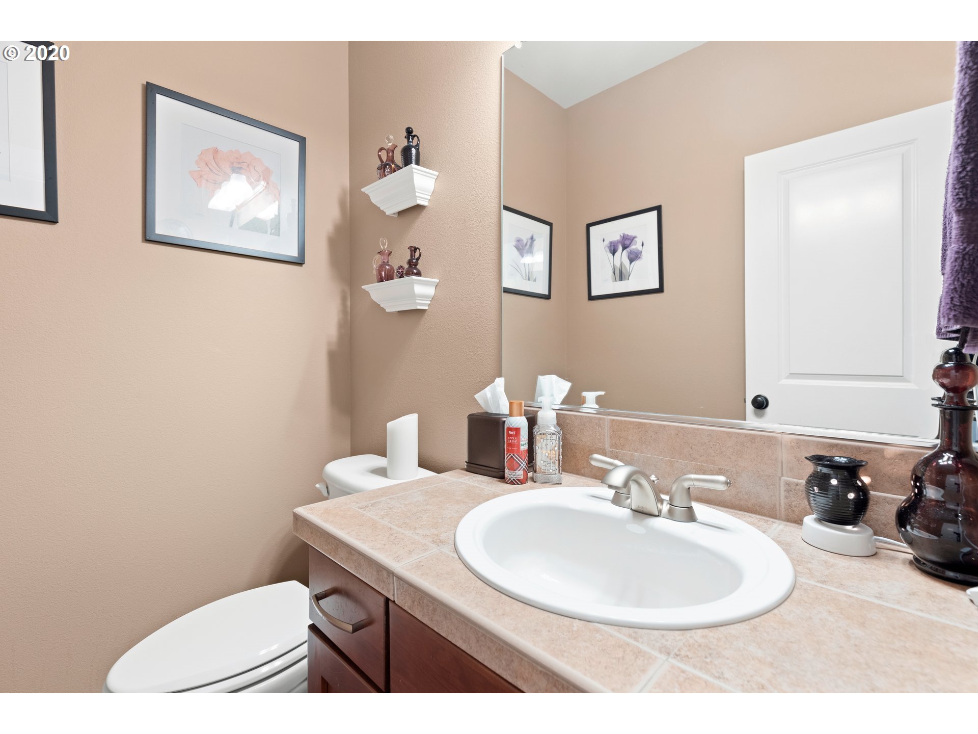 13263 Southwest Summit Ridge Street Tigard, OR 97224 - Photo 17 of 32 Gallery Image 17