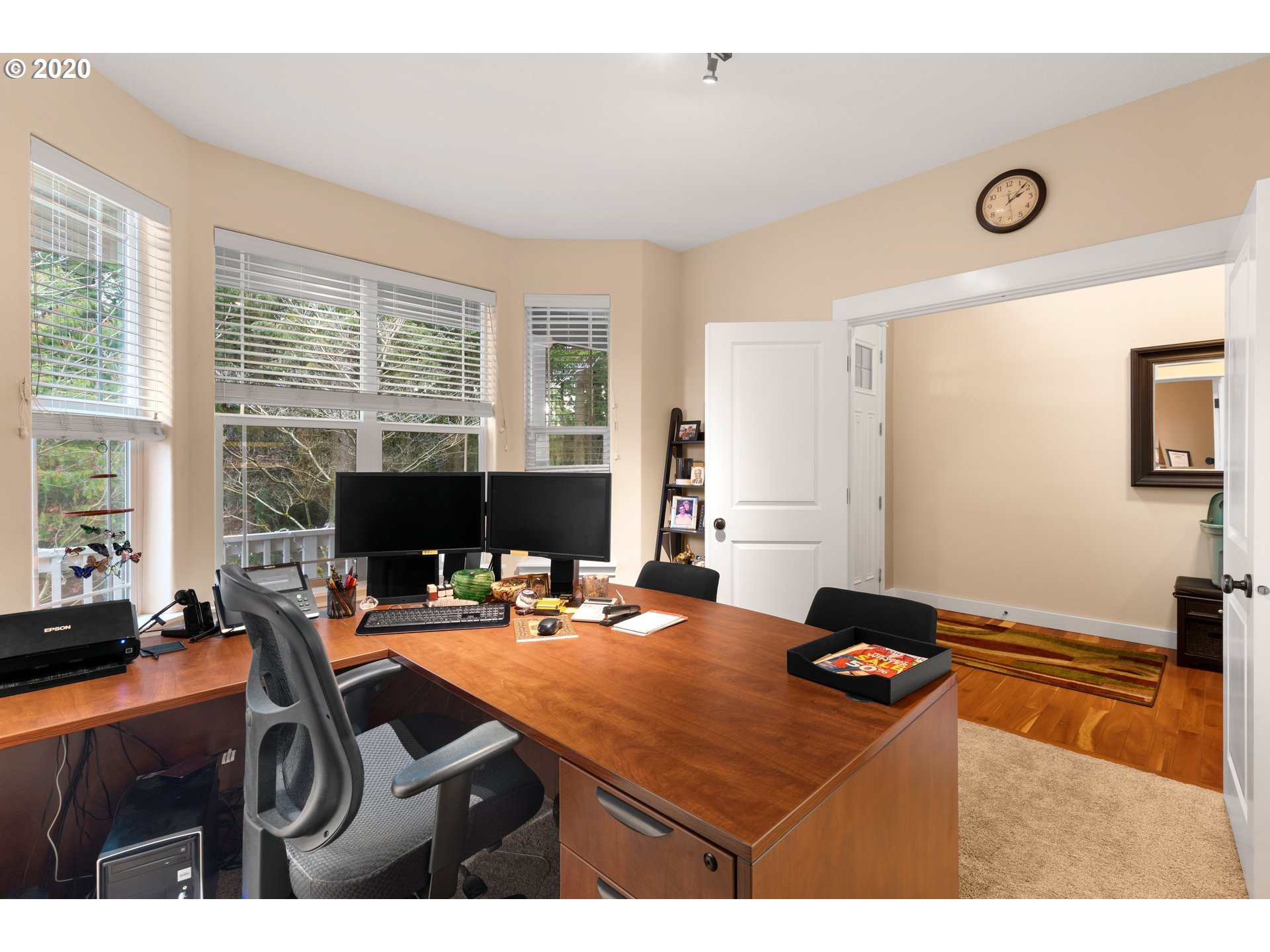 13263 Southwest Summit Ridge Street Tigard, OR 97224 - Photo 4 of 32 Gallery Image 4