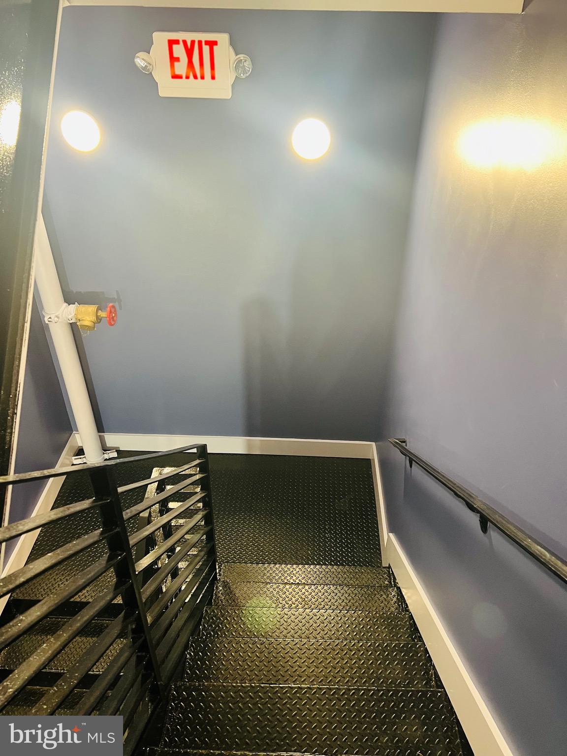 2140 Wisconsin Avenue Northwest, Unit 3 Washington, DC 20007 - Photo 52 of 54