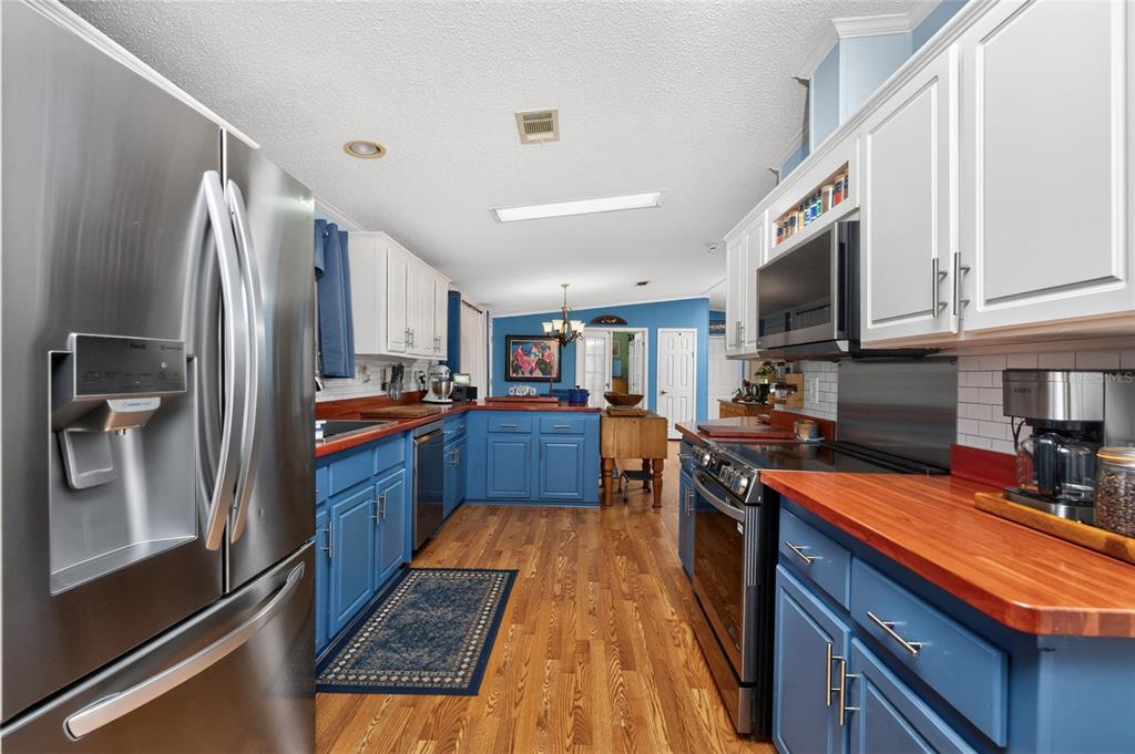2722 Carl Avenue Punta Gorda, FL 33950 - Photo 14 of 48