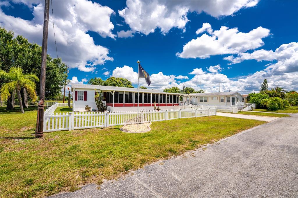 2722 Carl Avenue Punta Gorda, FL 33950 - Photo 2 of 48