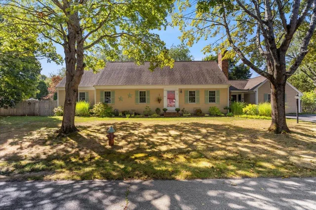 $998,000 | 27 Emerald Lane, East Falmouth, MA 02536