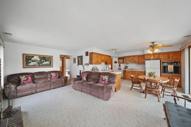 $400,000 | 3870 Rus Dic Drive, Reading, MI 49274