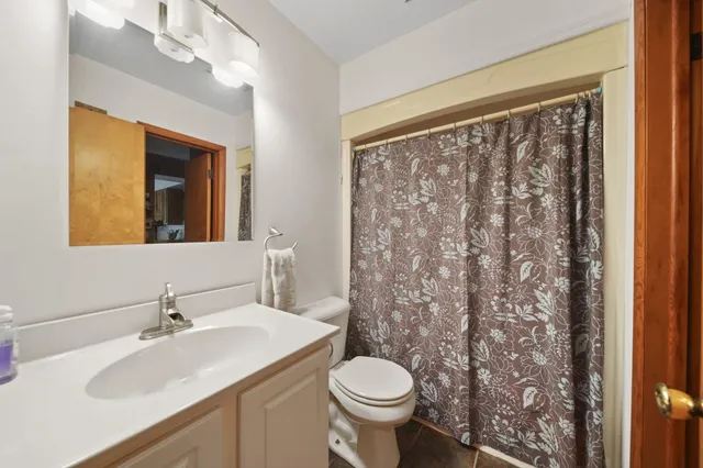 $400,000 | 3870 Rus Dic Drive, Reading, MI 49274