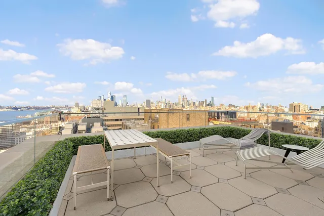 $8,636,550 | 110 Charlton Street, Unit PH29C | Hudson Square