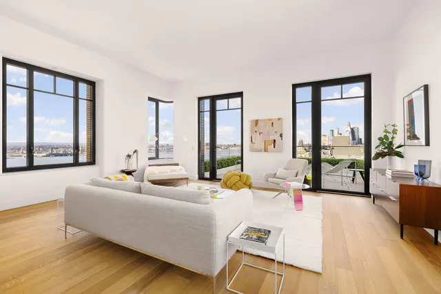 $8,636,550 | 110 Charlton Street, Unit PH29C | Hudson Square