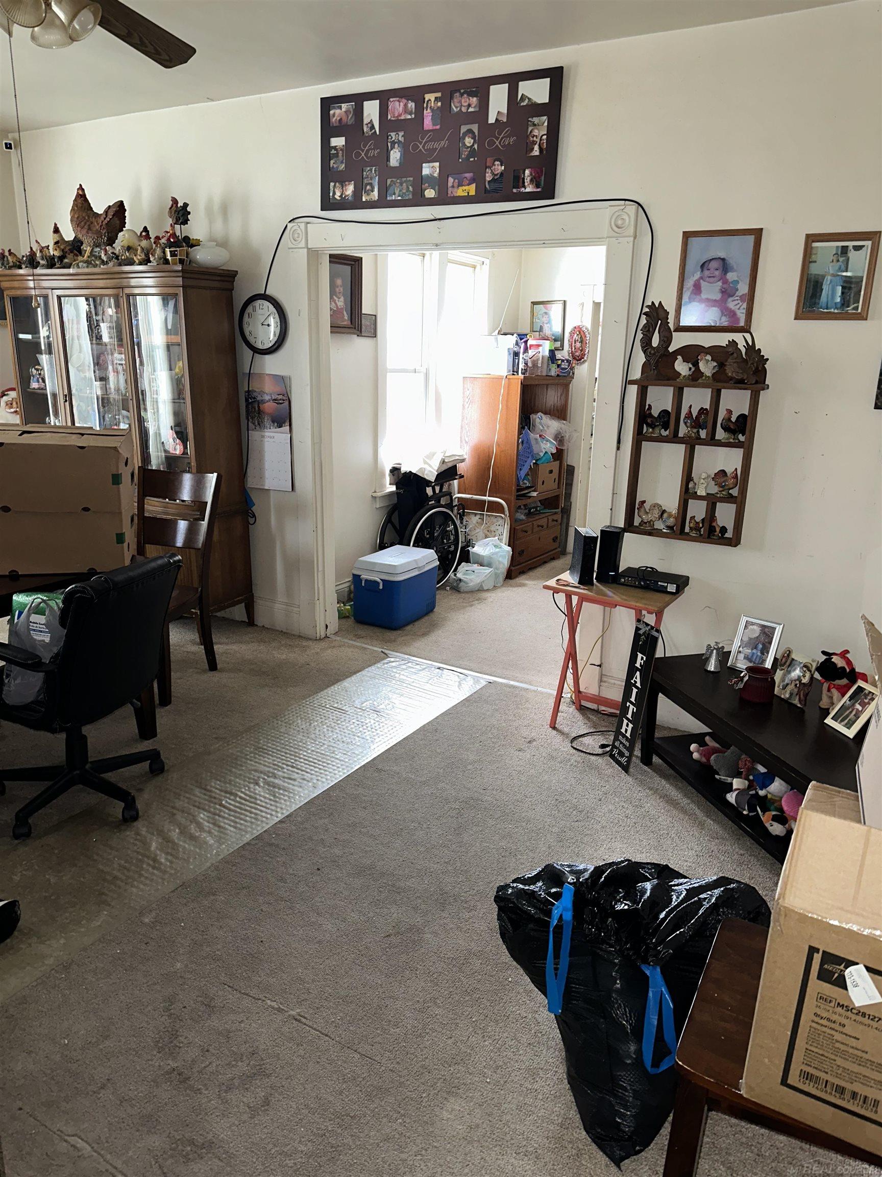 1104 Marsac Street Bay City, MI 48708 - Photo 15 of 23 50131731-6b0357c0-efe7-4a93-a6ac-1375119636c6.JPG