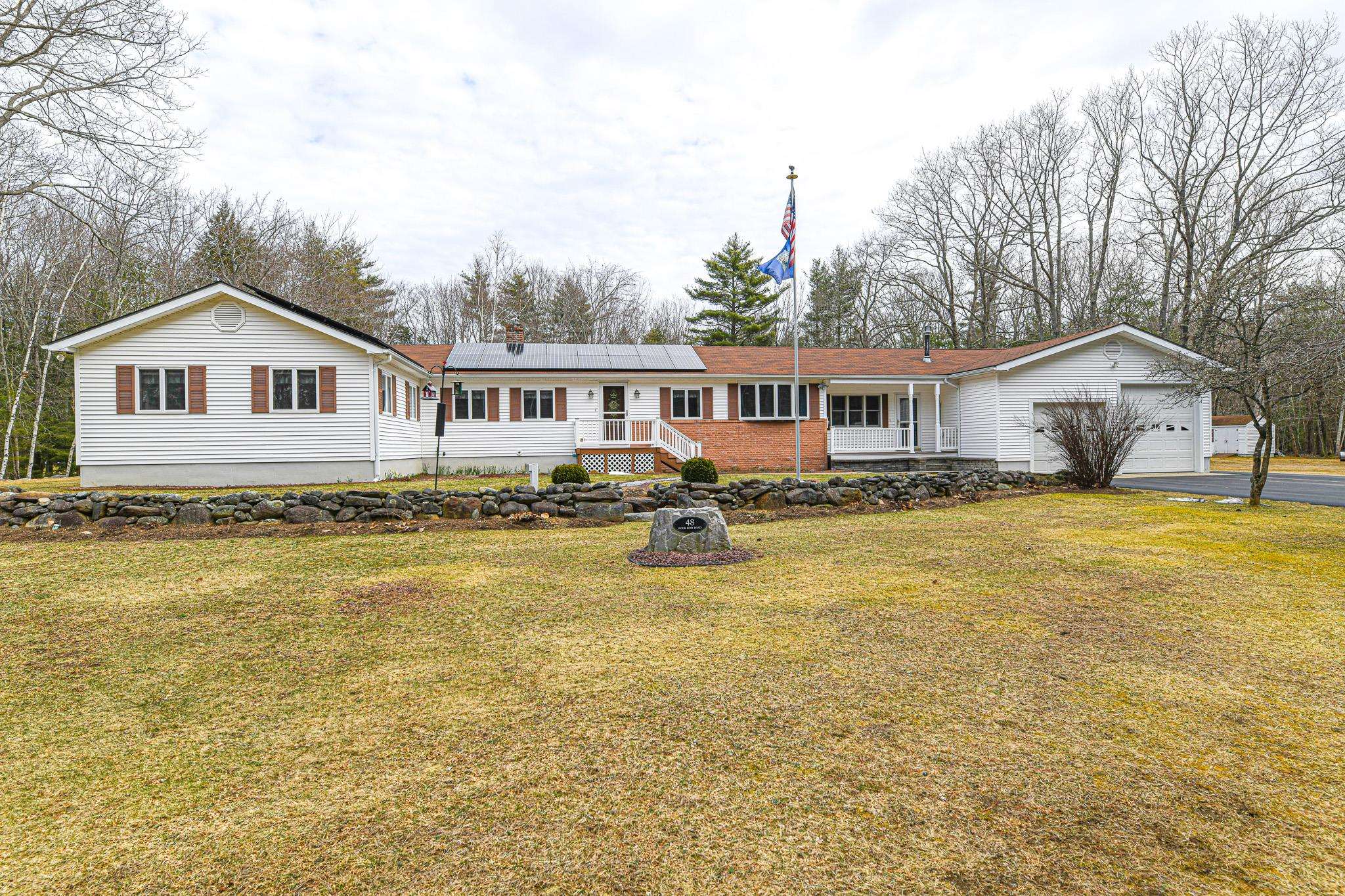 48 Four Rod Road Rochester, NH 03867 - Photo 2 of 40