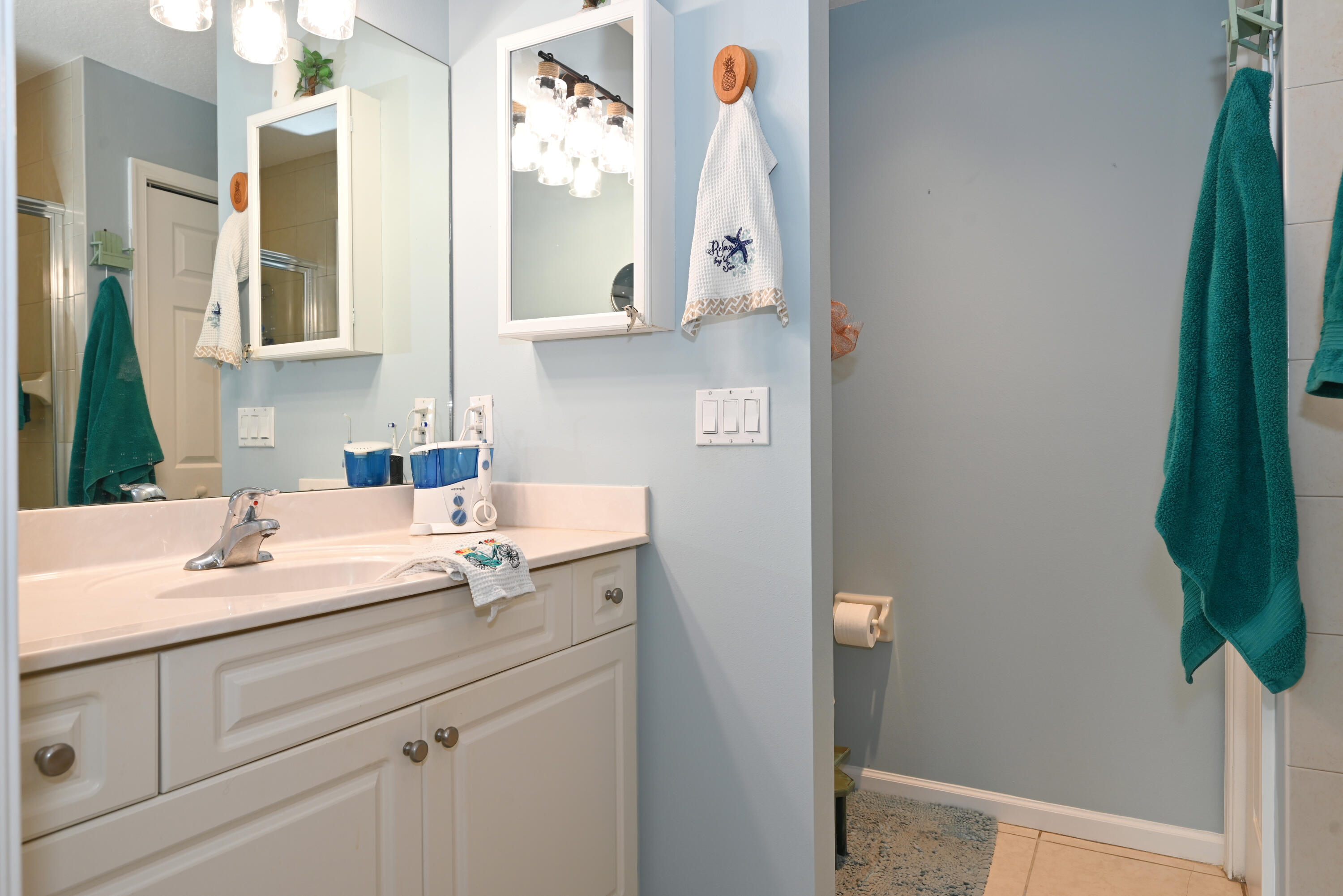 126 Faith Way Jupiter, FL 33458 - Photo 21 of 61 NZ5_4812