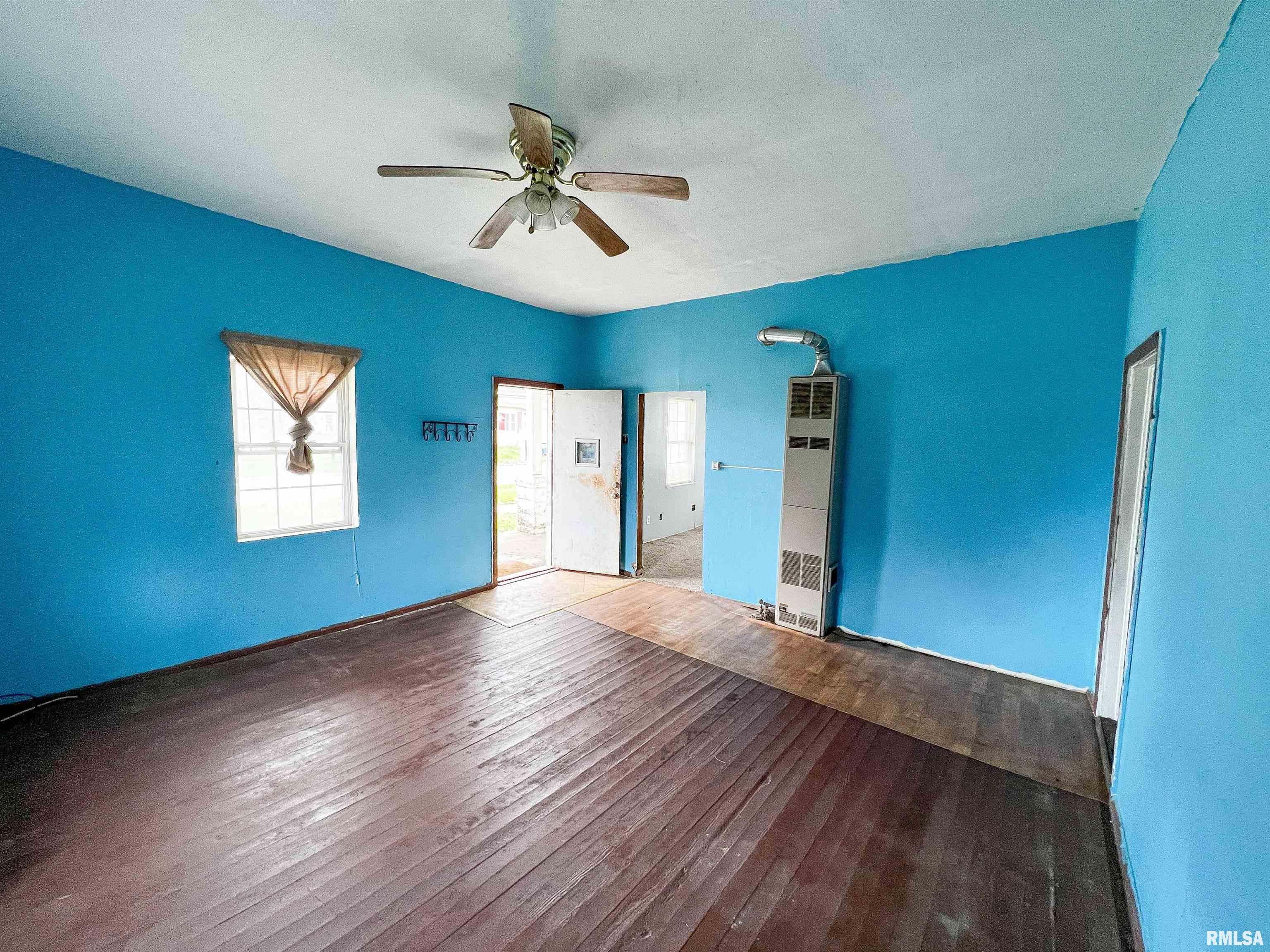 328 West 3rd Street Flora, IL 62839 - Photo 15 of 48 Gallery Image 15