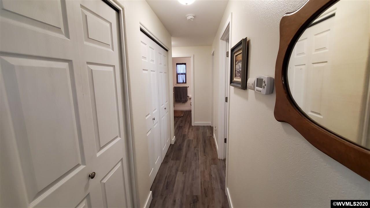 5358 Holly Loop Southeast Turner, OR 97392 - Photo 19 of 42