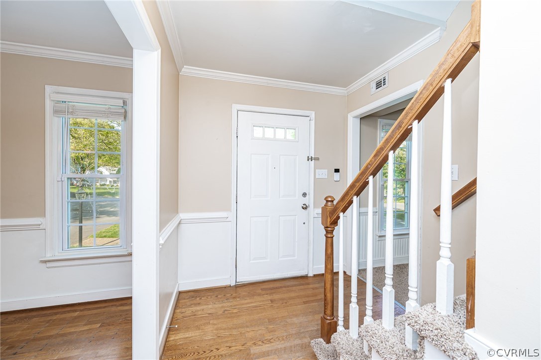 5427 Standing Oak Road Midlothian, VA 23112 - Photo 9 of 33 a view of an entryway with workspace