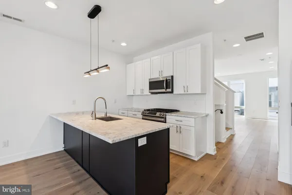 $2,800 | 2820 Livingston Street, Philadelphia, PA 19134