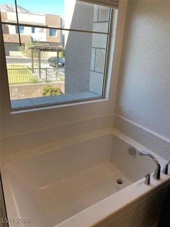 $2,200 | 600 Carriage Hill Drive, Unit 1183, Las Vegas, NV 89138