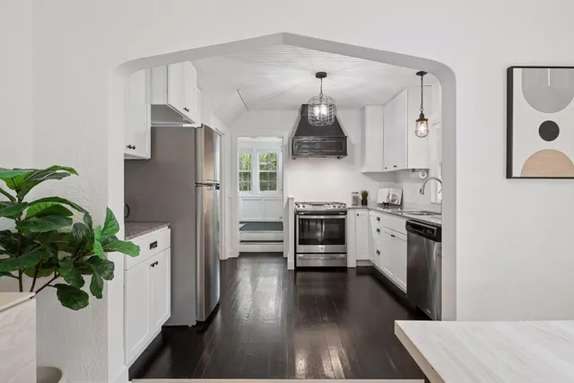 $524,000 | 3937 Ewing Avenue South, Minneapolis, MN 55410