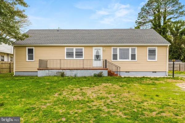 $379,999 | 308 East Cedar Lane, Fruitland, MD 21826