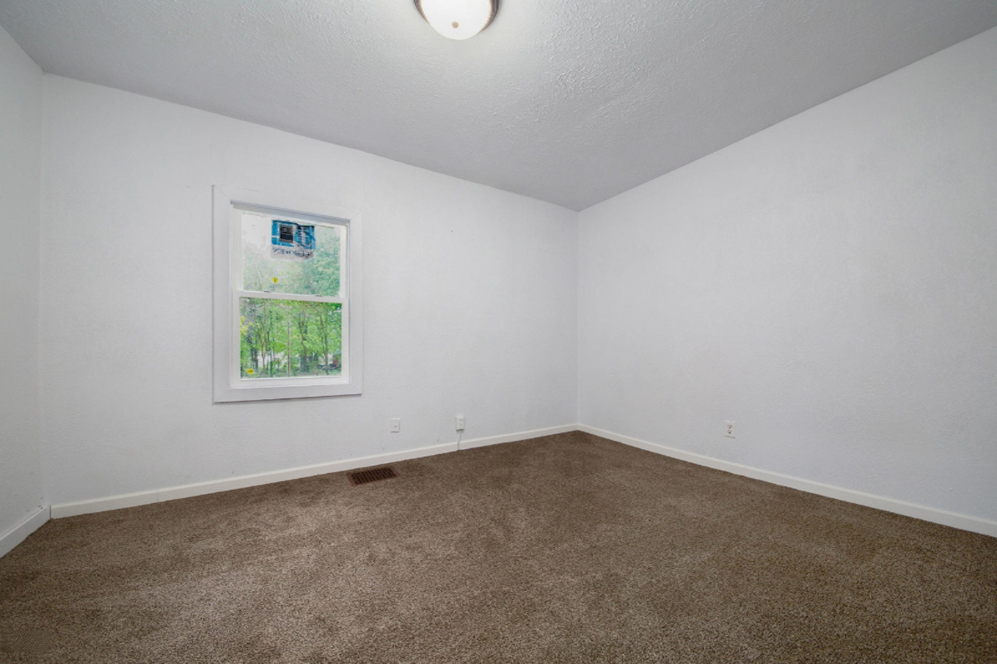 412 East Broadway Street Three Rivers, MI 49093 - Photo 12 of 21 Master Bed