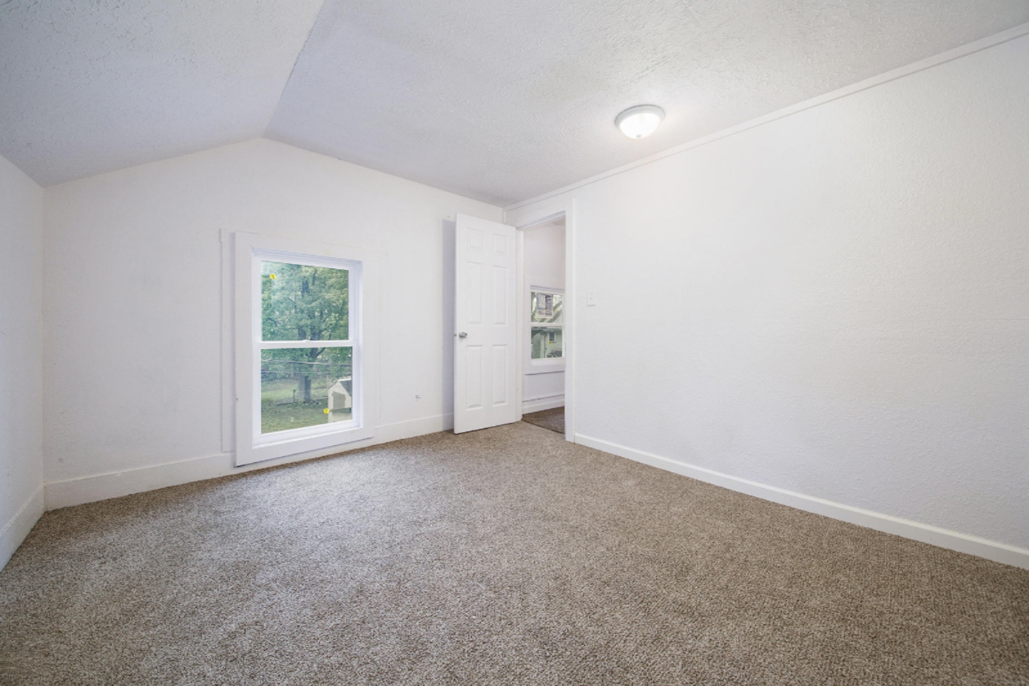 412 East Broadway Street Three Rivers, MI 49093 - Photo 14 of 21 Bed 2