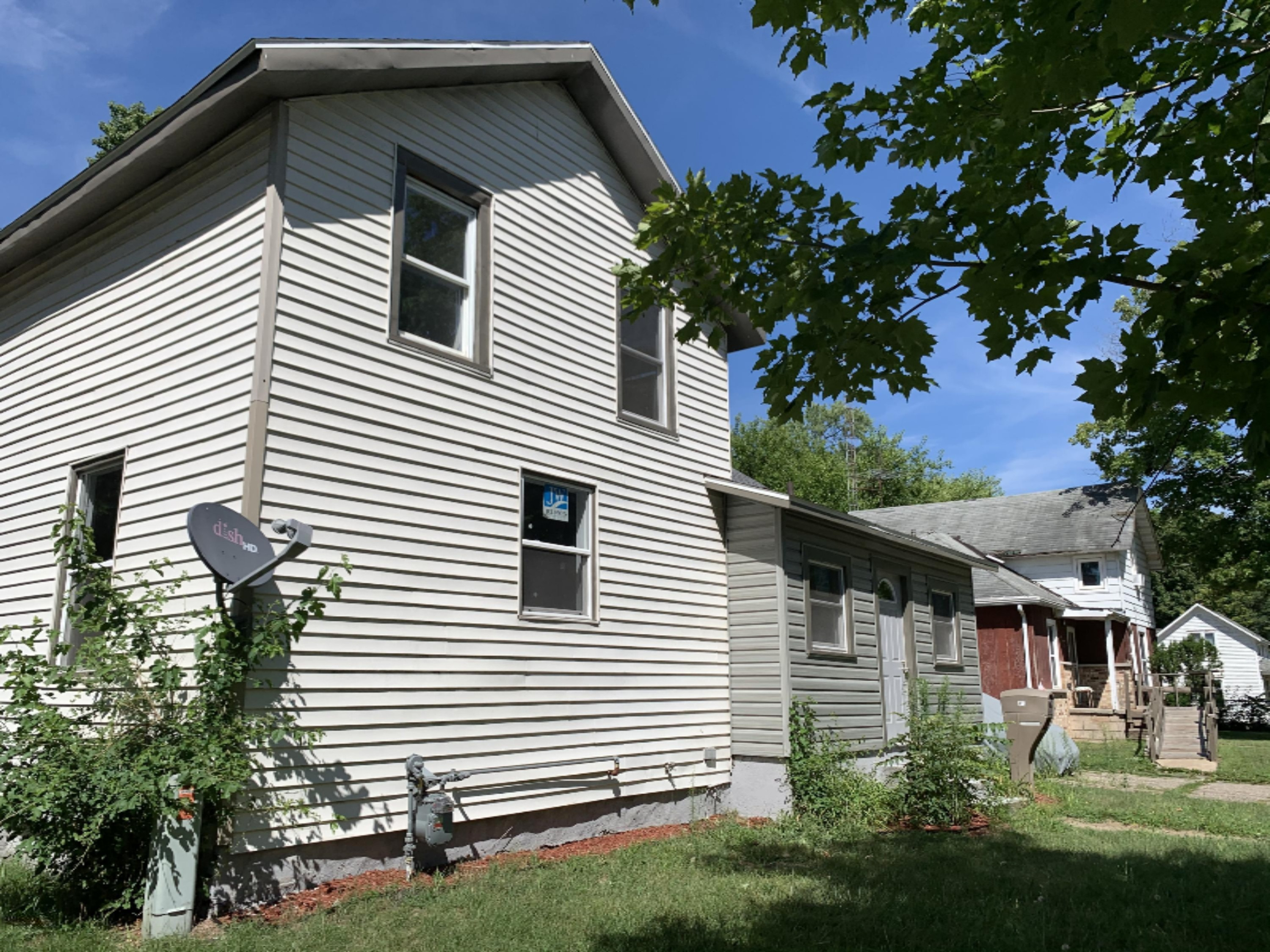 412 East Broadway Street Three Rivers, MI 49093 - Photo 2 of 21 D3012383-D7B2-4F34-9C2A-8DD180E922A6