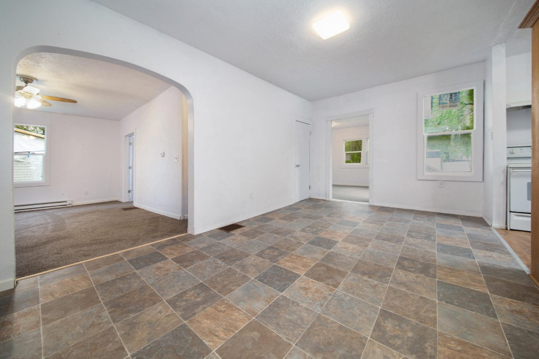 412 East Broadway Street Three Rivers, MI 49093 - Photo 6 of 21 Dining area