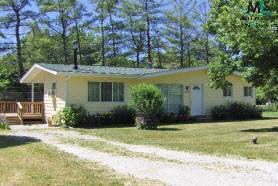 7346 Mortimer Line Road Lexington, MI 48450 - Photo 7 of 10 354851-6.JPG