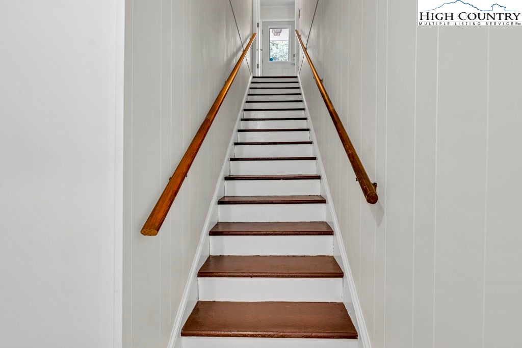 151 7 Oaks Road Boone, NC 28607 - Photo 21 of 38 Gallery Image 21