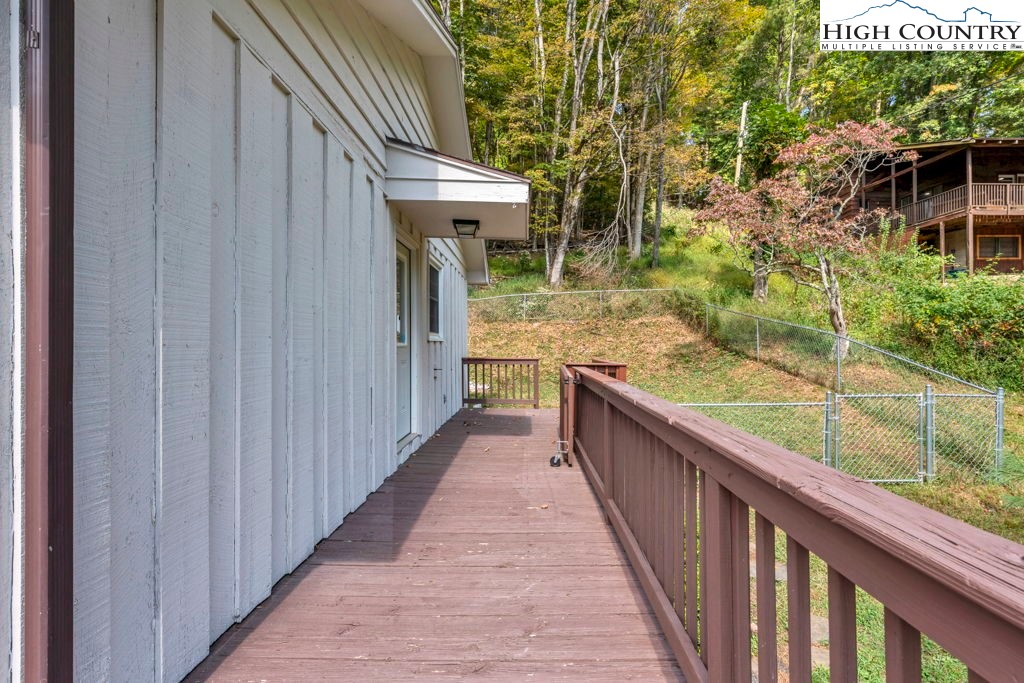151 7 Oaks Road Boone, NC 28607 - Photo 32 of 38 Gallery Image 32