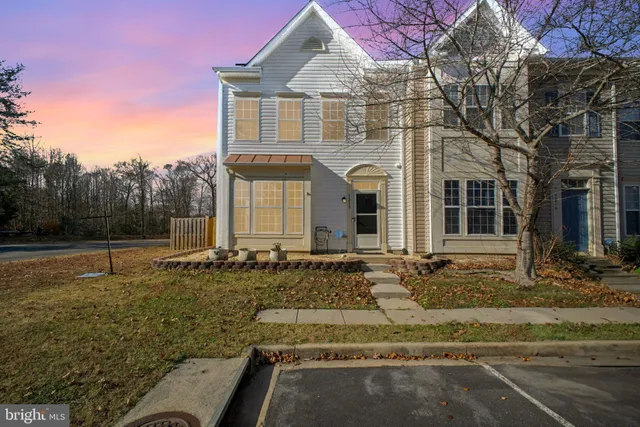 $2,350 | 5218 Drakes Court, King George, VA 22485