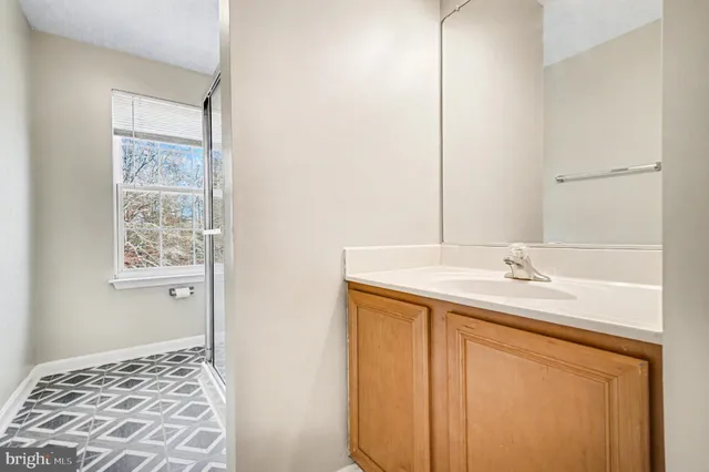 $2,350 | 5218 Drakes Court, King George, VA 22485